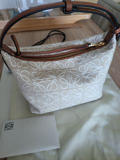 （分類：）位於 。 由 CC2846 提交（商品編號 1135469552，圖片 1）。簡介： 。