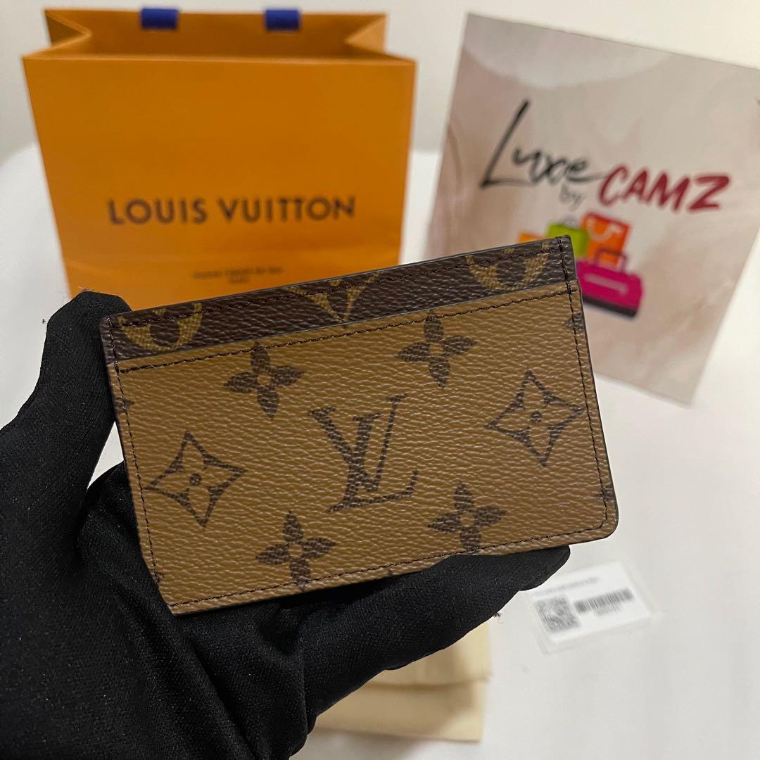 My new reverse monogram cardholder thanks to u/tinyqueenb giveaway!! :  r/Louisvuitton