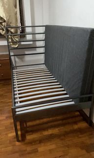 (Category: ) located in . Submitted by flavien.fla (Listing ID 1135556418, Image 1). Description: .
