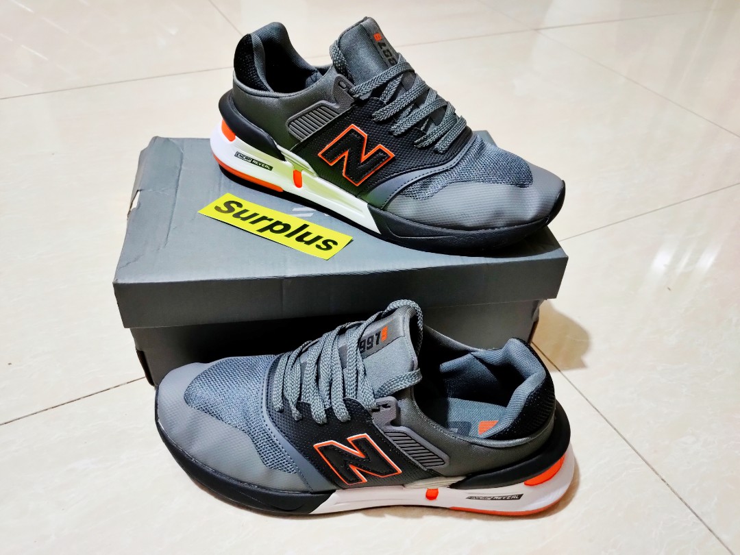 New Balance 997 Wolf Grey