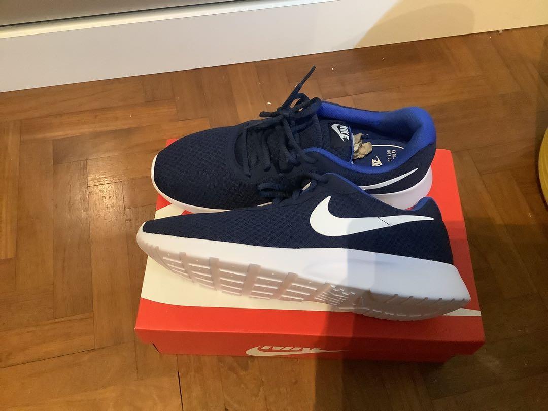 Nike tanjun 2025 size 11