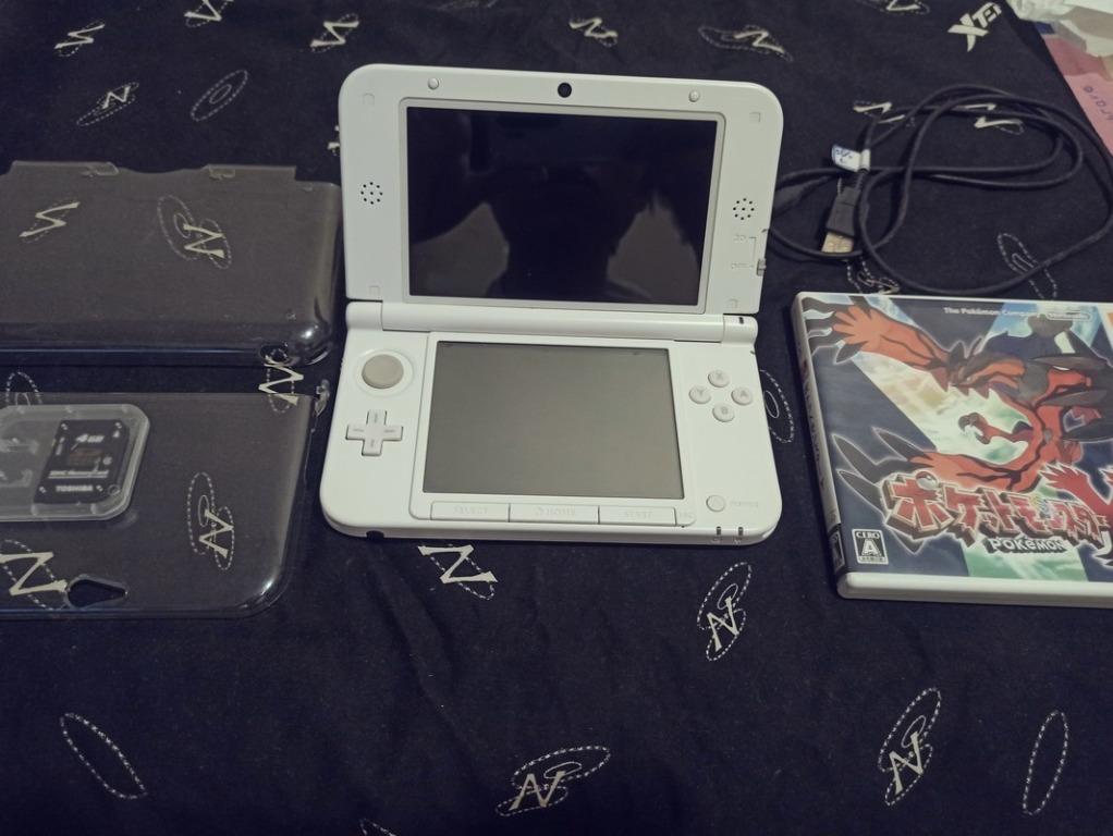 Nintendo 3ds Ll 白色日版 附game Pokemon Y Mon貼 保護殼 充電線 Sd卡 遊戲機 電子遊戲機 Nintendo 任天堂 Carousell