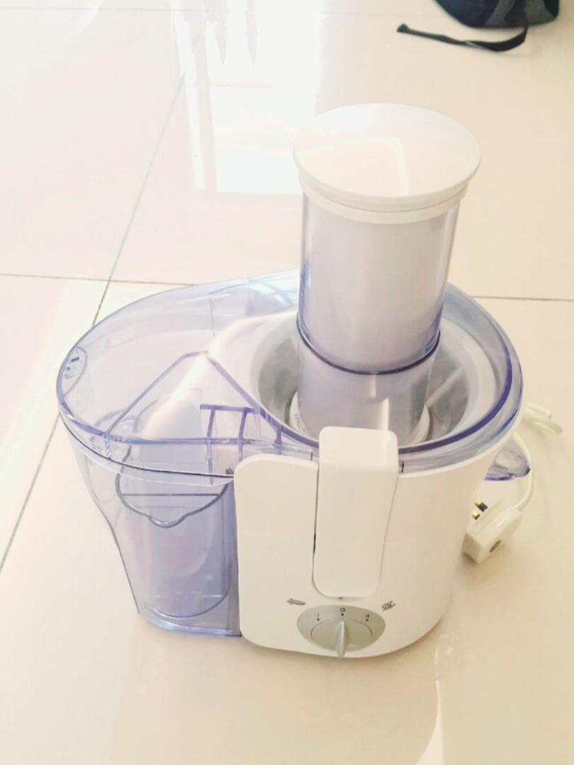 Philips Fruits Juicer (Mesin juice buah), TV & Home Appliances, Kitchen