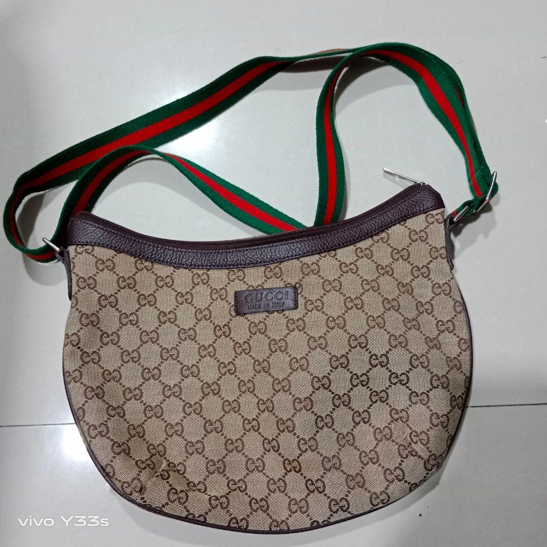 Authentic Gucci banana Sling Bag, Women's Fashion, Bags & Wallets, Purses &  Pouches on Carousell