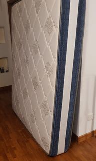 (Category: ) located in . Submitted by marque1973 (Listing ID 1135575222, Image 1). Description: .