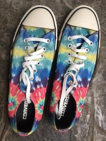 Dancing deals bear converse