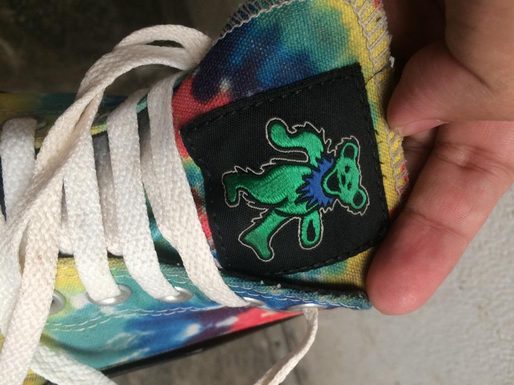 Dancing bear converse deals