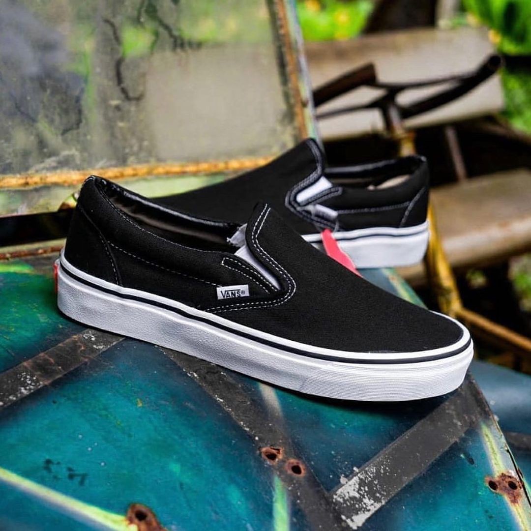 destock vans