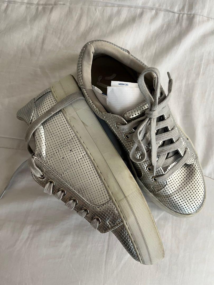 Silver Report Sneakers (Category: Sneakers) located in Manila. Submitted by ibdecluttering (Listing ID 1135457333, Image 2). Description: Size 7 1/2 From the US .