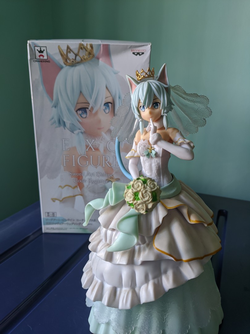 Sword Art Online Sinon Wedding Figure, Hobbies & Toys, Memorabilia