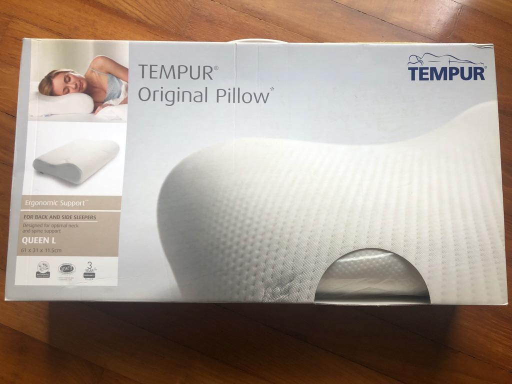 Tempur Original Pillow, Furniture & Home Living, Bedding & Towels on