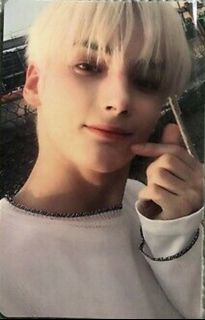 （分類：）位於 。 由 __ktyynt__ 提交（商品編號 1135617727，圖片 1）。簡介： 。