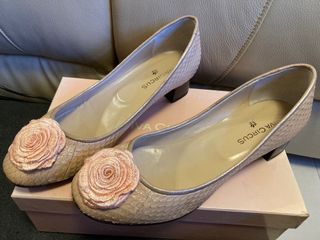 （分類：）位於 。 由 chiksandy12 提交（商品編號 1135494352，圖片 1）。簡介： 。