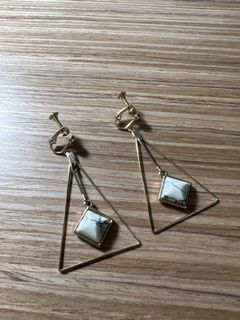 Earclips金三角雲石耳夾64217834605825110