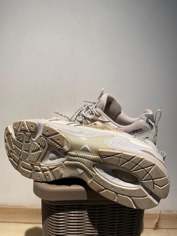 Asics sale x c2h4