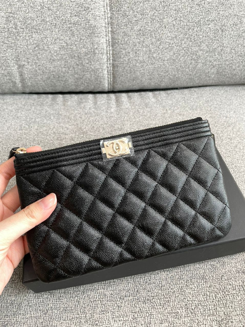 Chanel boy o sale case