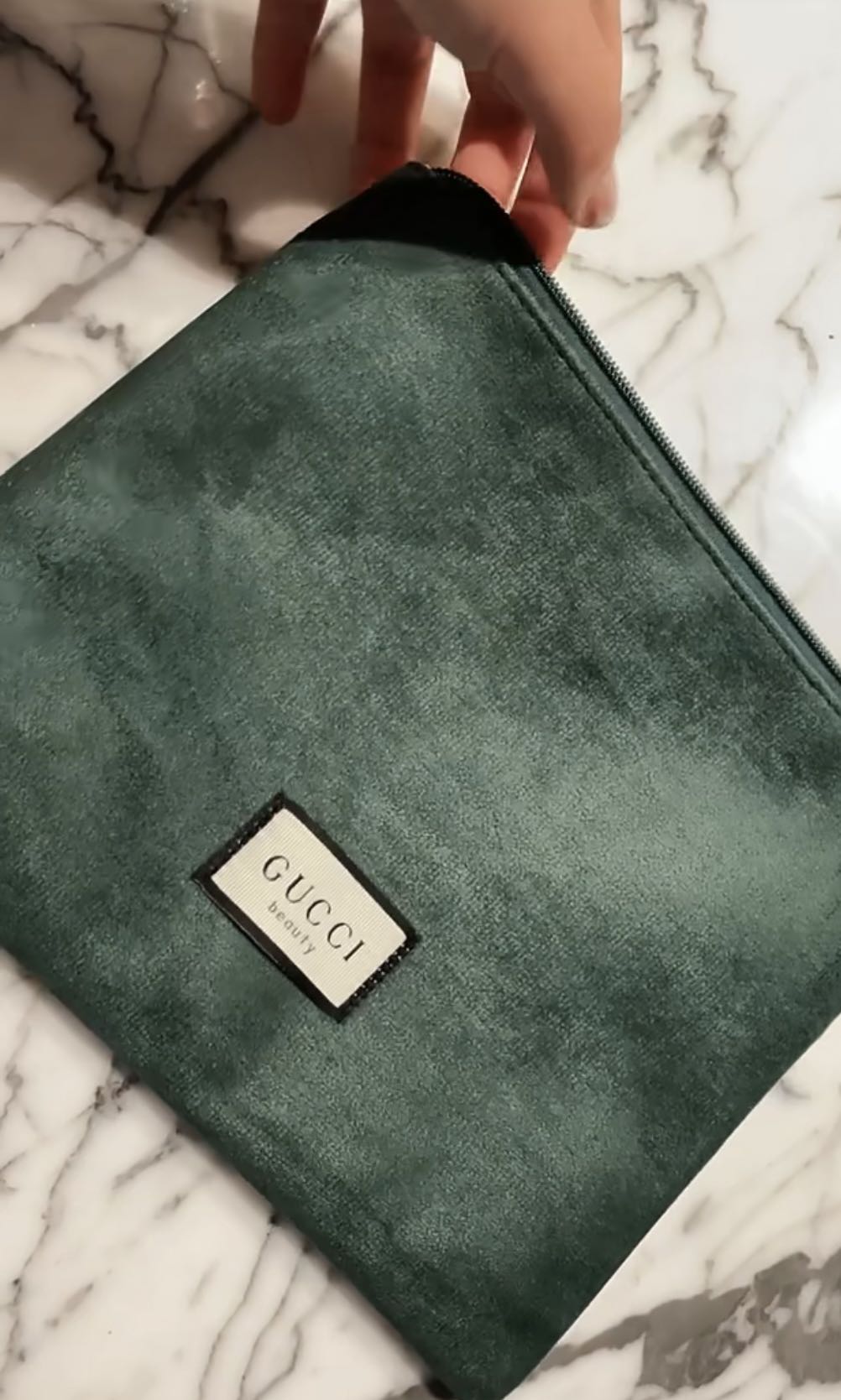 Authentic Gucci makeup storage bag cosmetic pouch accessories