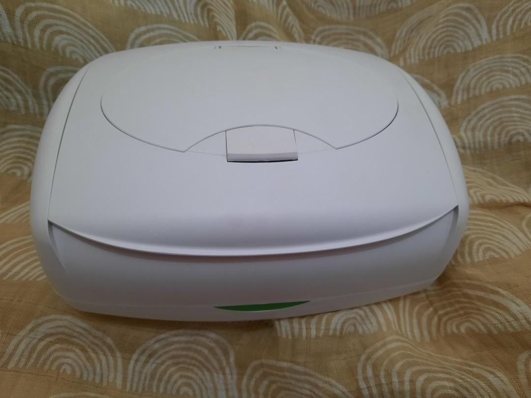 Prince Lionheart ultimate wipes warmer with Ever fresh pillow