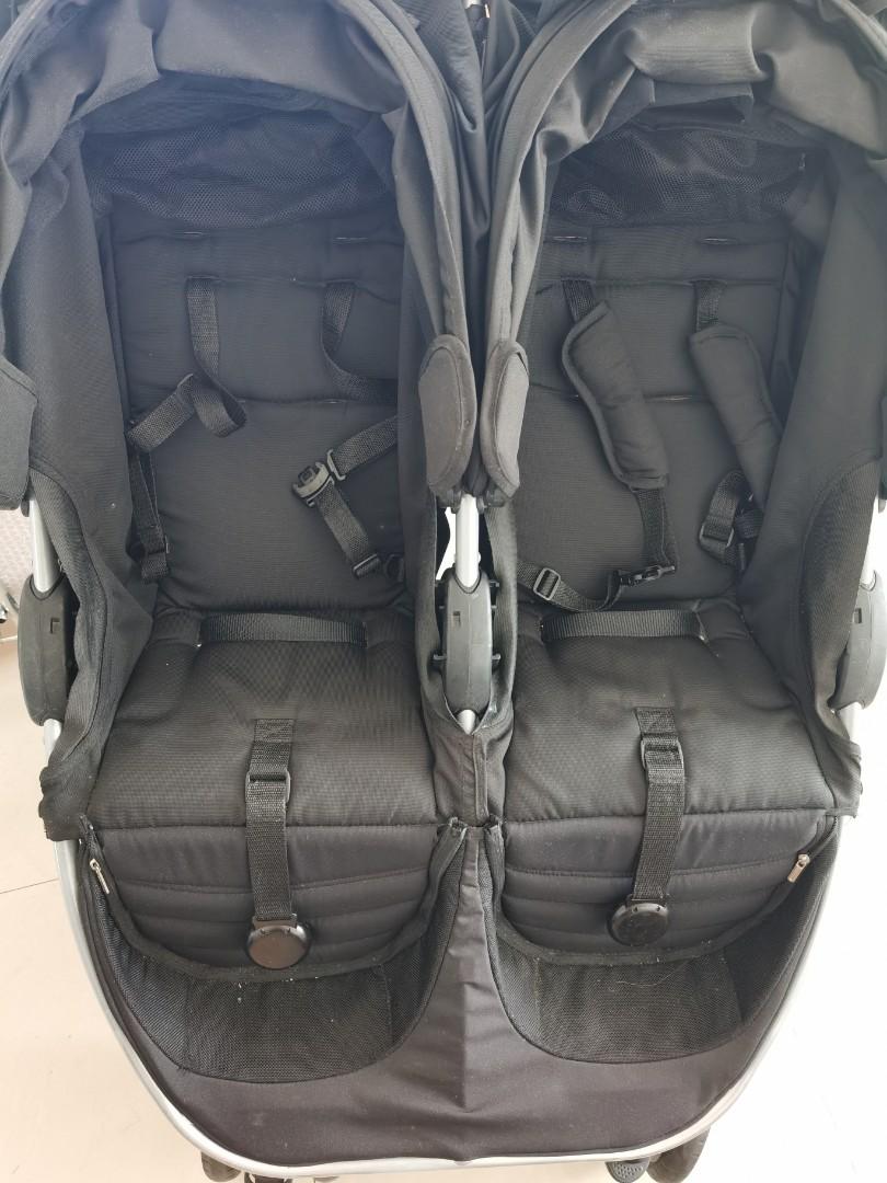 Britax twins top