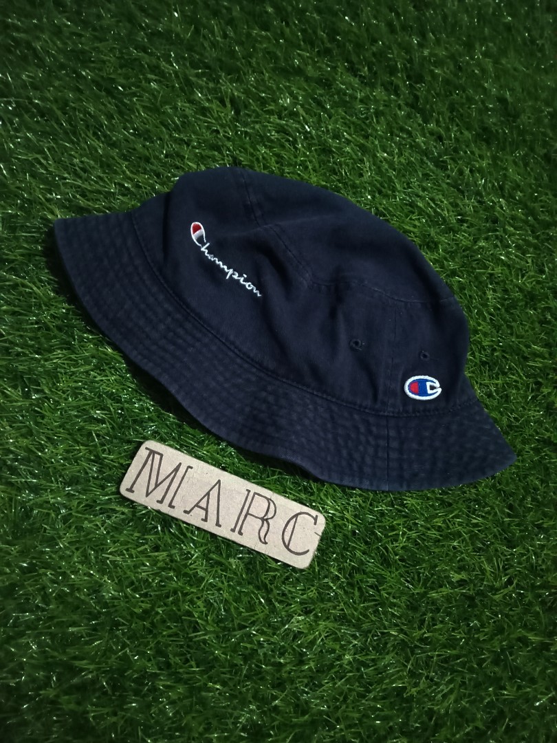Champion coach bucket hat Outlet