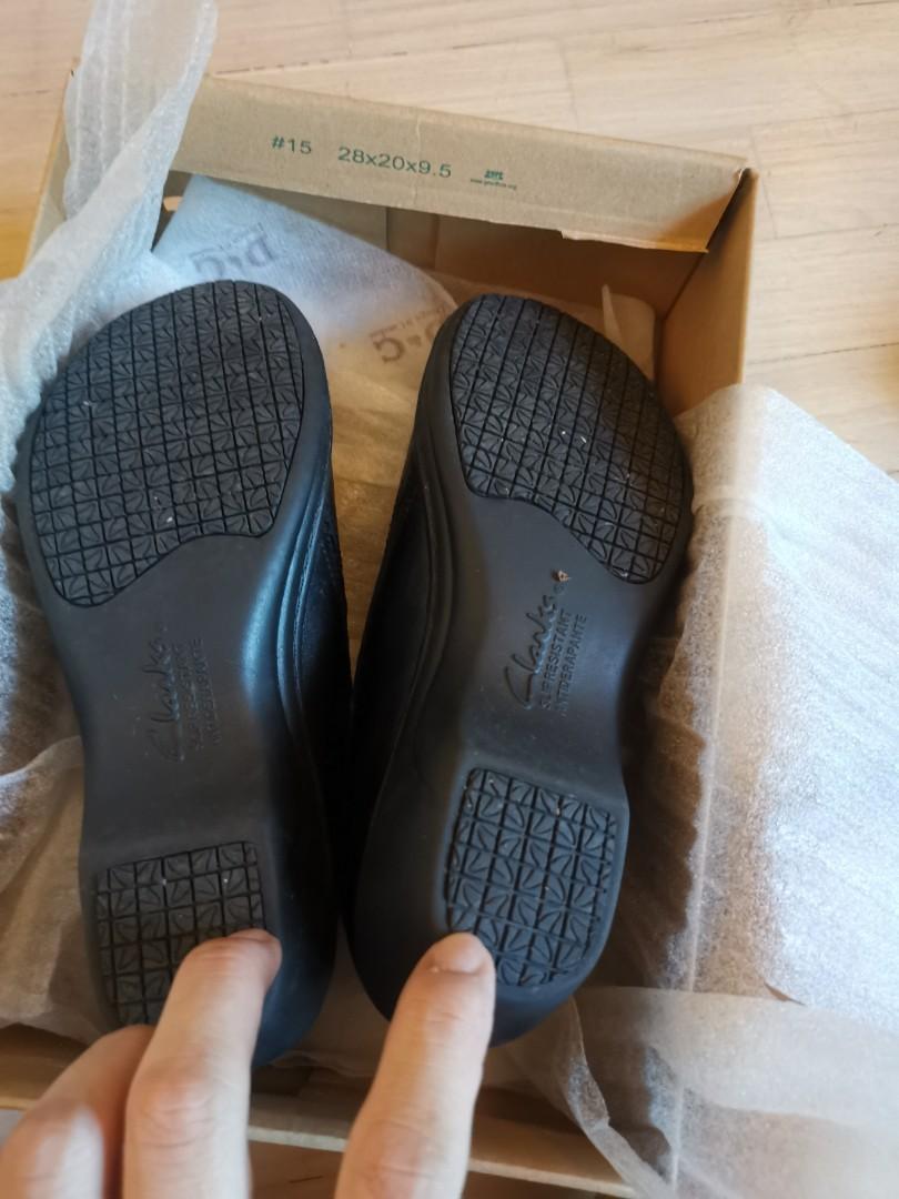 Clarks grasp deals chime shoes