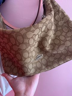 (Category: ) located in . Submitted by bangsbaynoo (Listing ID 1135668208, Image 1). Description: .
