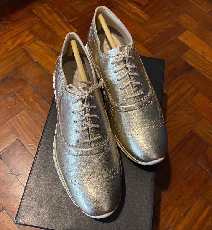 Cole haan clearance zerogrand gold
