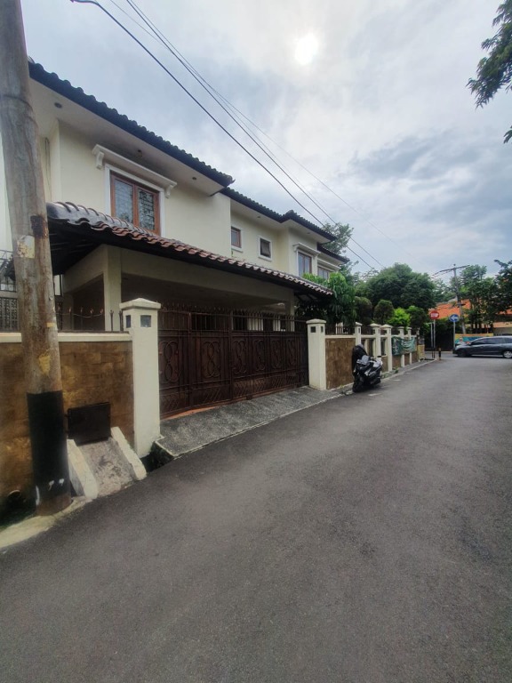 DIJUAL!!! RUMAH di Jl Bendi Raya Tanah Kusir Kebayoran Lama Utara ...