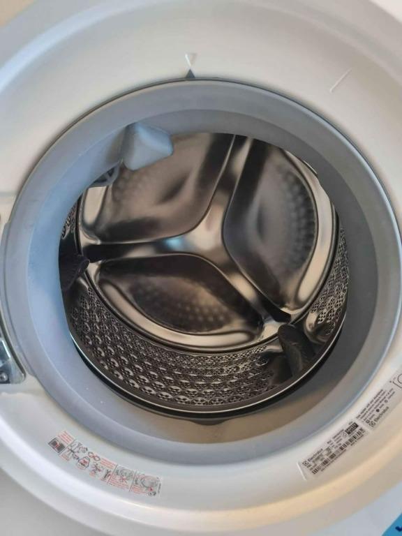 Electrolux Washer/Dryer Combo Almost New, TV & Home Appliances