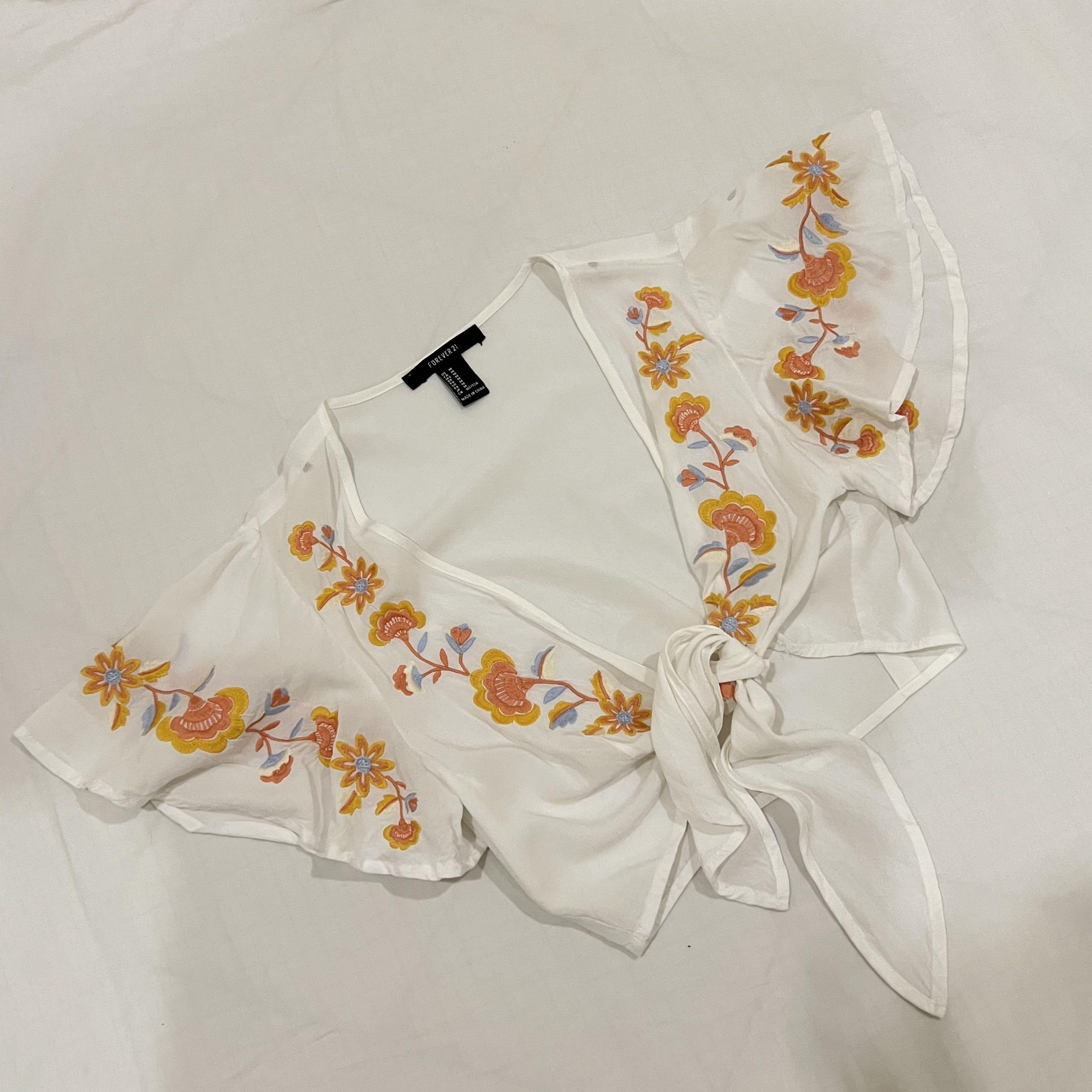 Forever 21 white floral top outlet