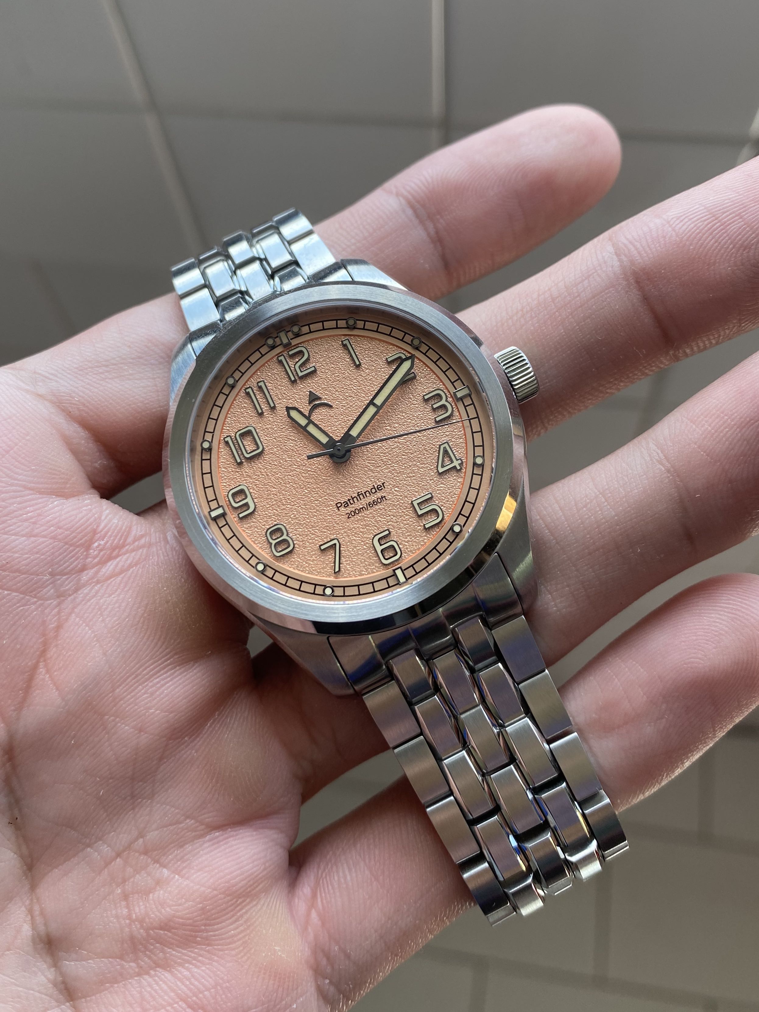 FSOT AXIOS Pathfinder 40 NH35 Salmon, Luxury, Watches on Carousell