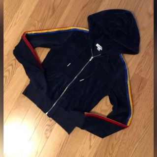 (Category: ) located in . Submitted by _joannz (Listing ID 1135637509, Image 1). Description: .