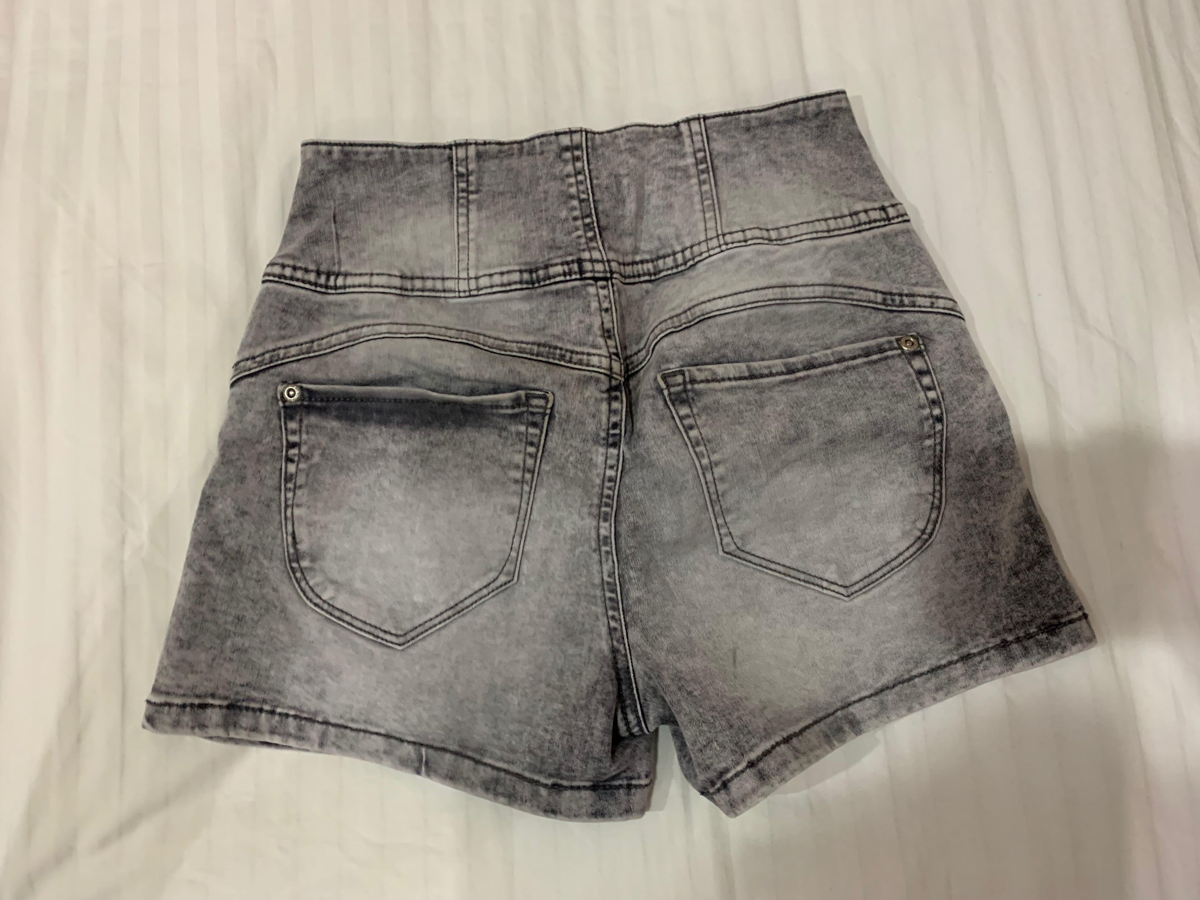 Grey High Waist Denim shorts, Fesyen 
