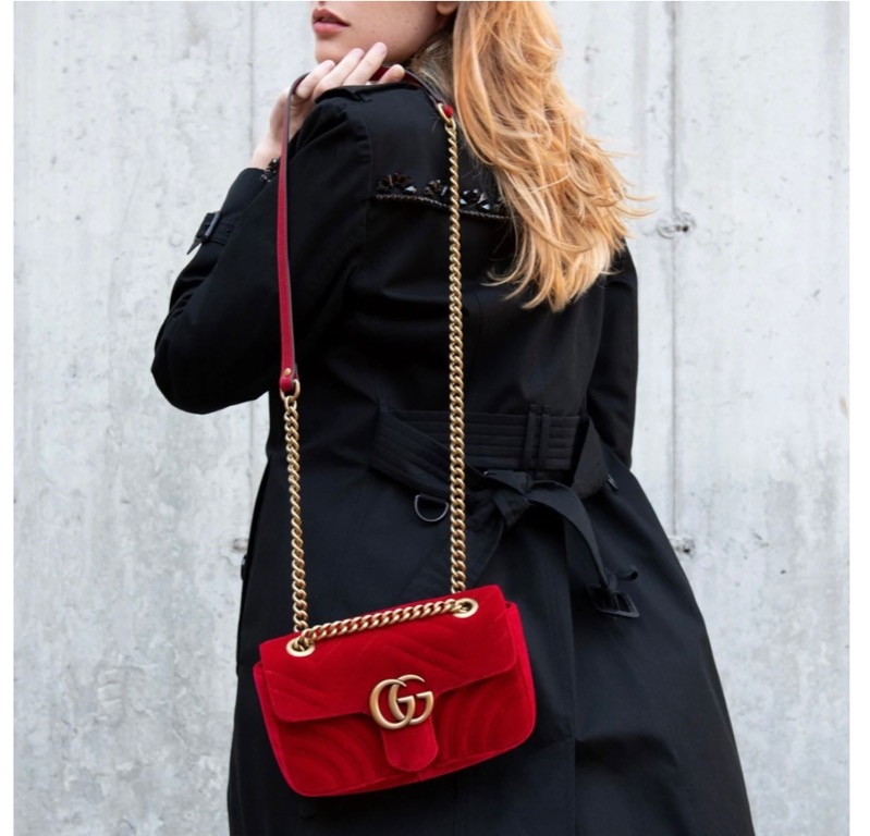 Gucci marmont velvet bag red