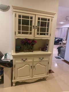 (Category: ) located in . Submitted by wardrobewoes (Listing ID 1135784345, Image 1). Description: .