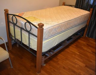 (Category: ) located in . Submitted by zahe1 (Listing ID 1135689888, Image 1). Description: .