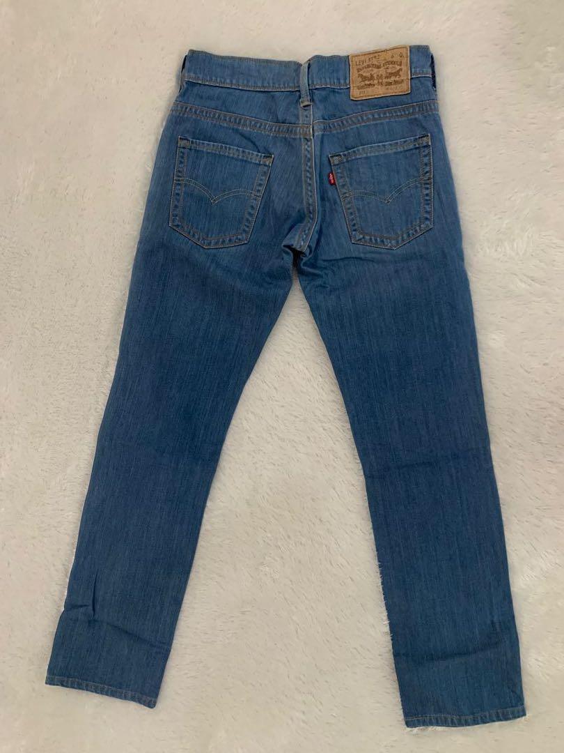 LEVI'S Jeans Denim, Fesyen Pria, Pakaian , Bawahan di Carousell
