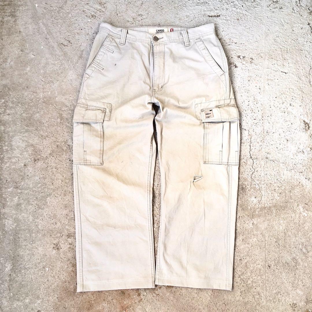 Levis Loose Straight Cargo Workwear Pants, Men's Fashion, Bottoms, Chinos  on Carousell