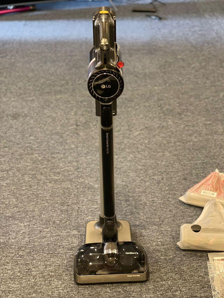 LG A9K-ULTRA HANDSTICK VACUUM CLEANER 