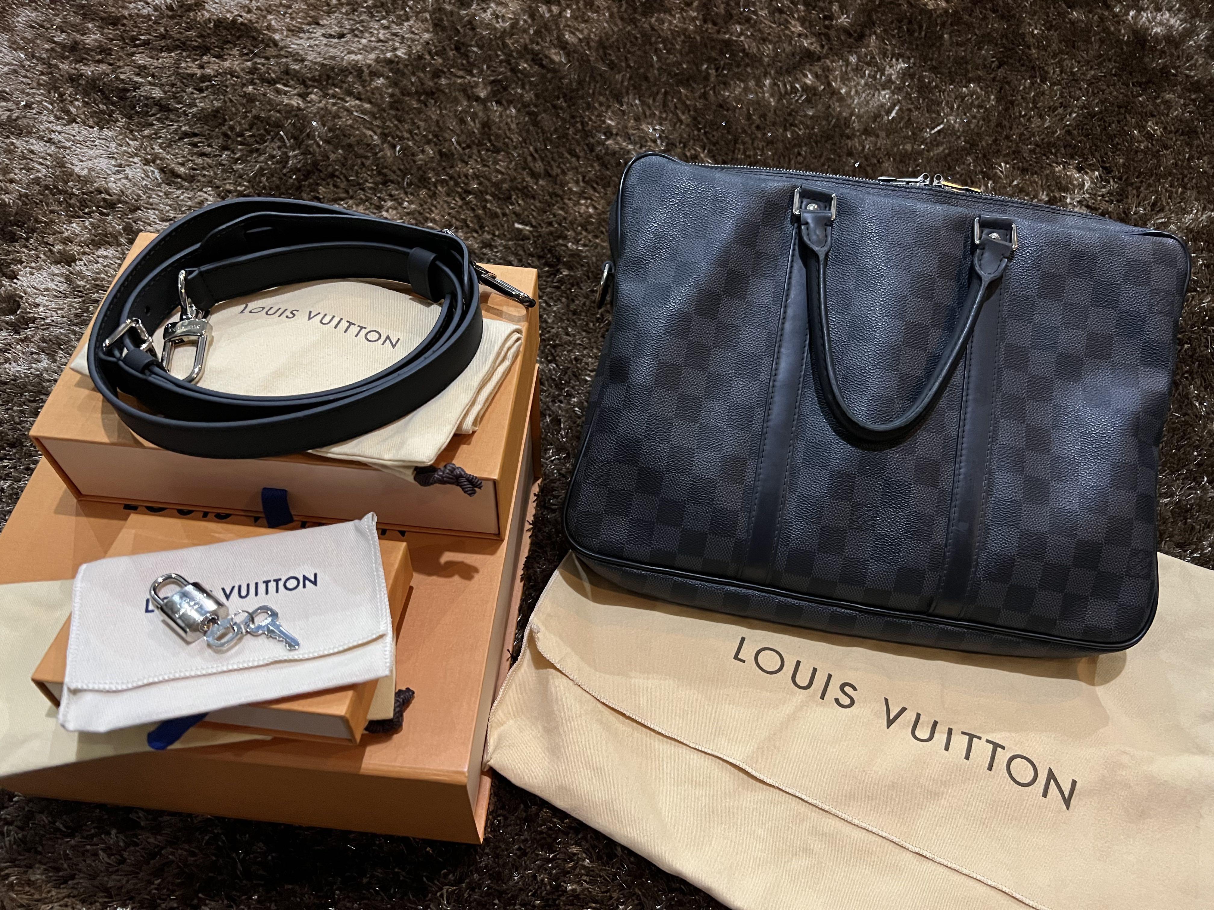 LOUIS VUITTON DAMIER GRAPHITE PORTE DOCUMENTS VOYAGE PM BAG – Caroline's  Fashion Luxuries