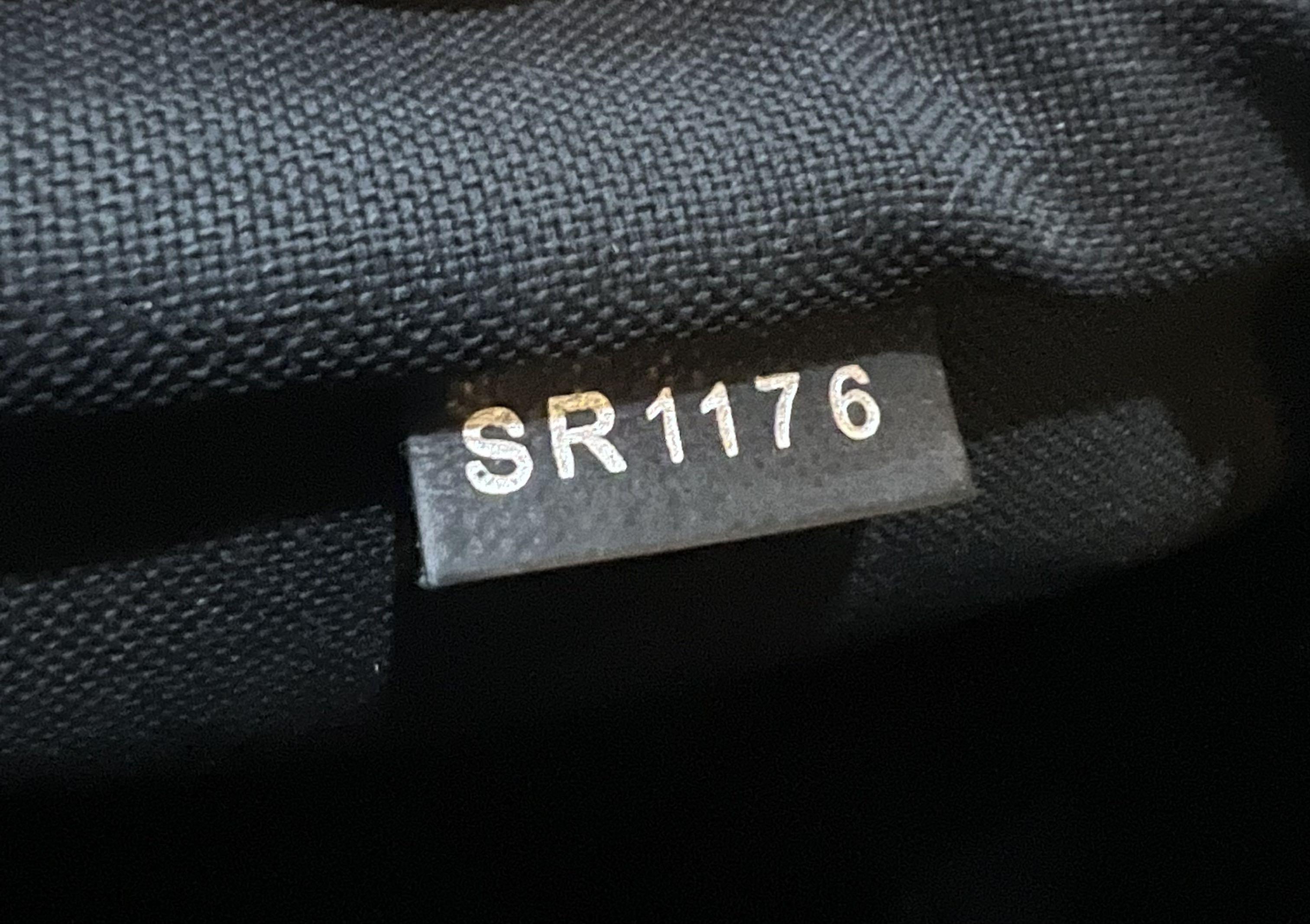 Louis Vuitton Mens Porte Documents Voyage Briefcase Damier Graphite PM –  Luxe Collective
