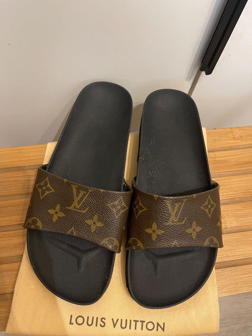 LV Spring/Summer 2021 Slippers, Women's Fashion, Footwear, Slippers and  slides on Carousell