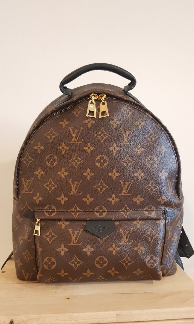 Unboxing LV mini Palm Springs backpack + mod shots *2020* 