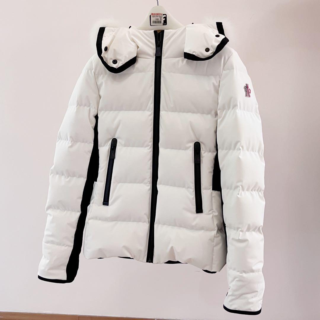 Moncler 14 2025
