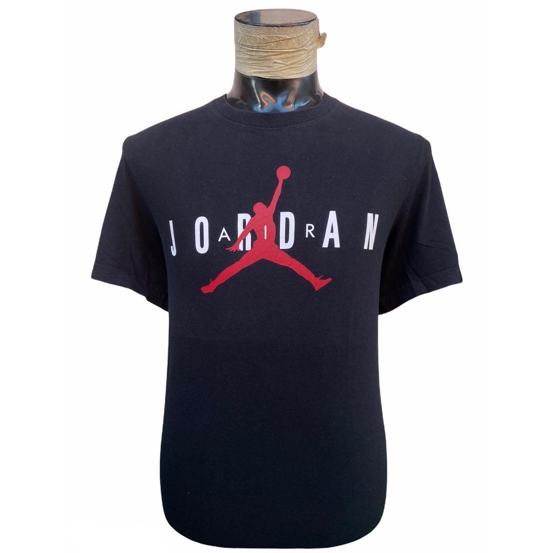 Black and red jordan shirts sales