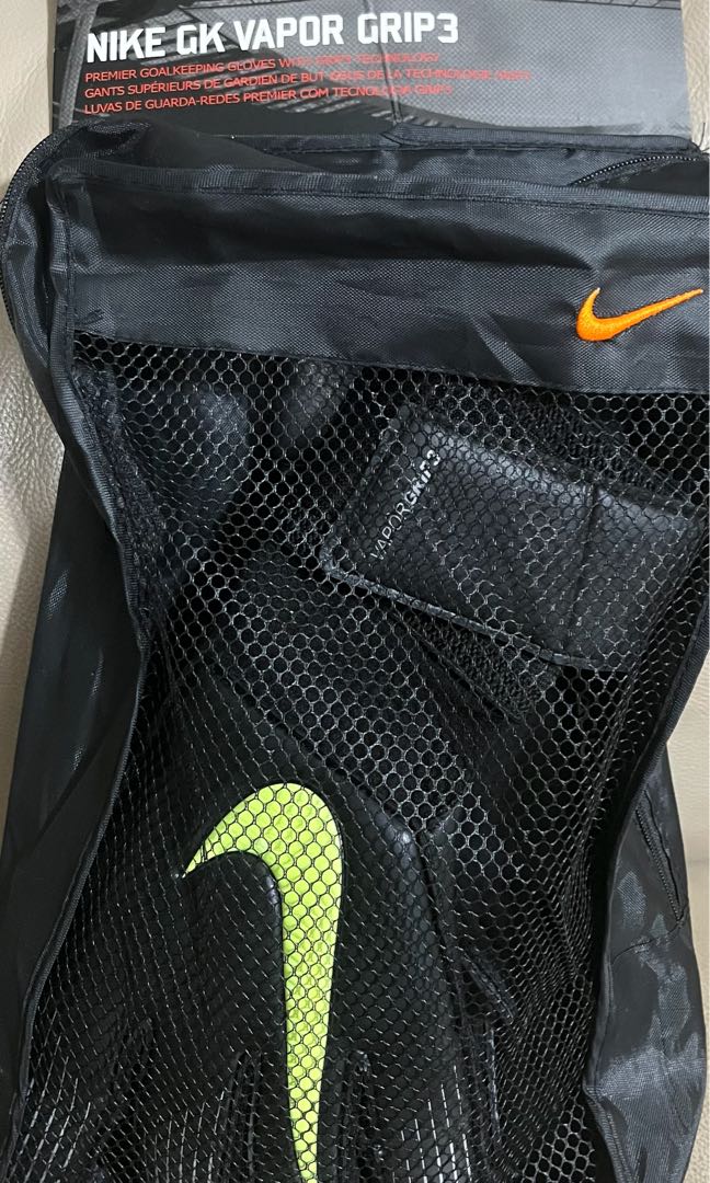 Nike gk vapor grip 3 龍門手套9號不議價, 運動產品, 運動與體育, 運動