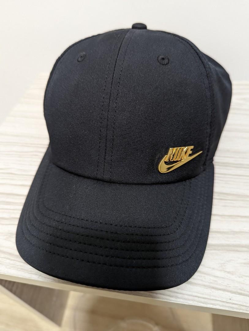 Nike sportswear 2025 heritage metallic