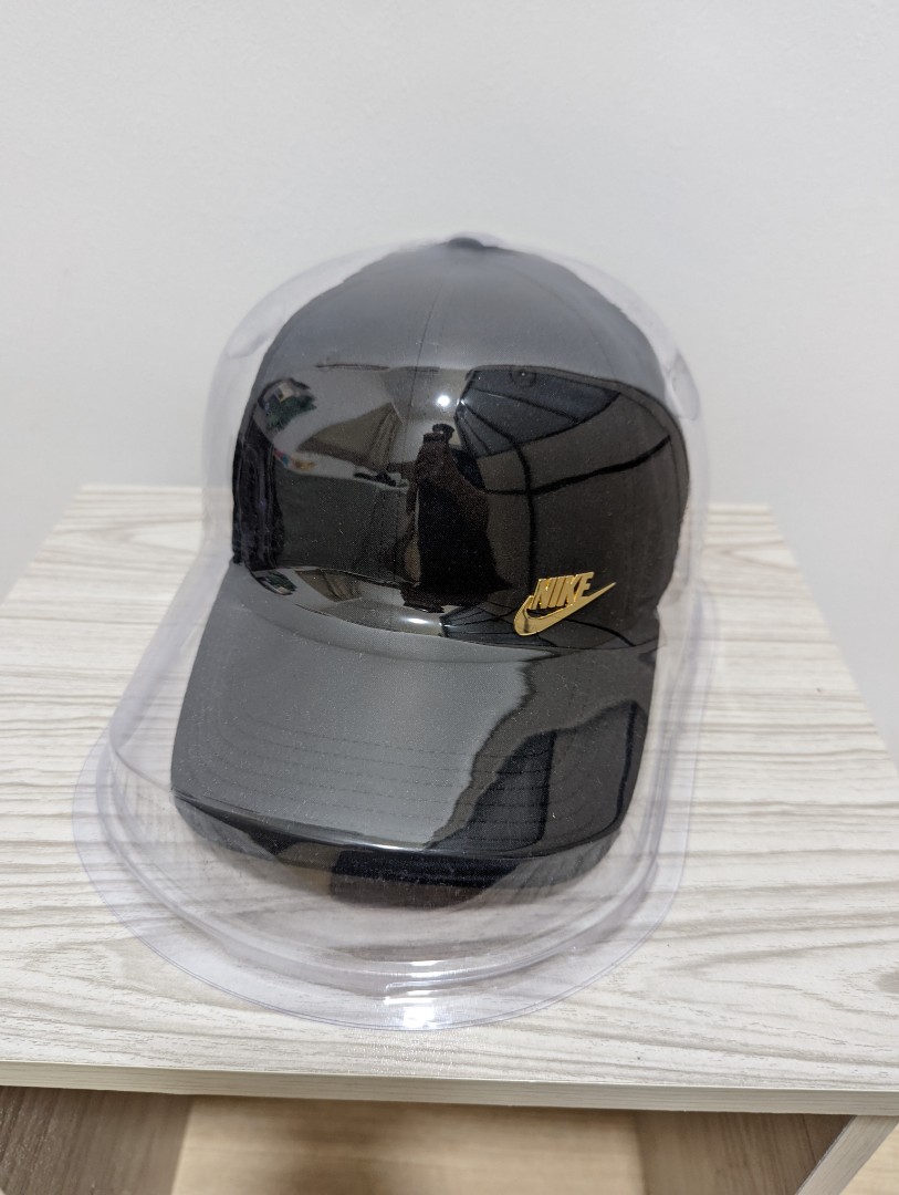 Black and gold nike outlet hat