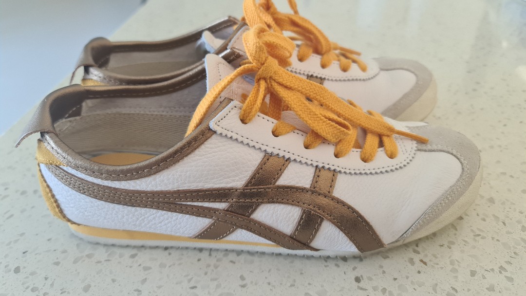 Onitsuka Tiger Limited Edition Size 37 