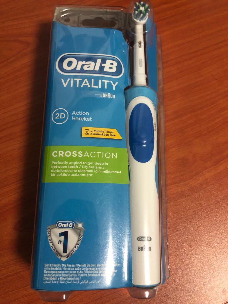 Oral B Vitality 2d cross action Electric Toothbrush, Beauty & Personal ...